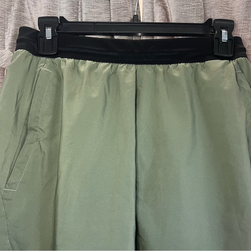 Mens ADIDAS Legacy Green Athletic Training Shorts Size Small - Picture 7 of 14
